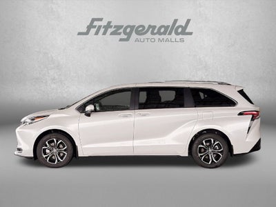 2026 Toyota Sienna Platinum 7 Passenger
