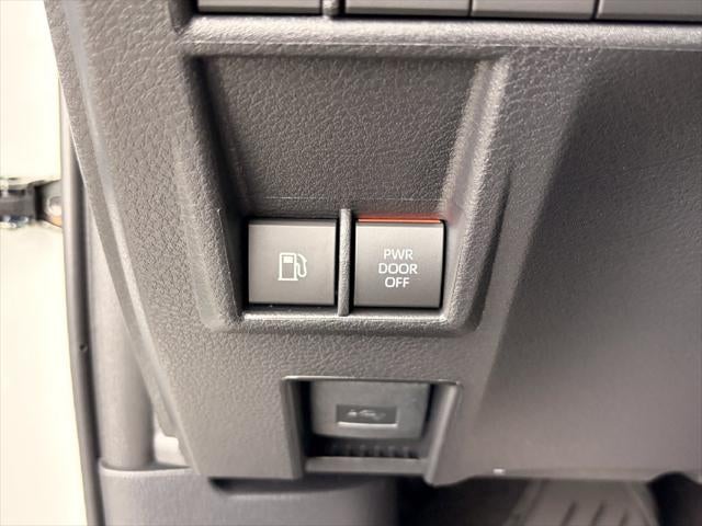 2026 Toyota Sienna Platinum 7 Passenger