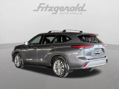 2022 Toyota Highlander Platinum