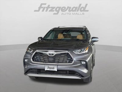 2022 Toyota Highlander Platinum