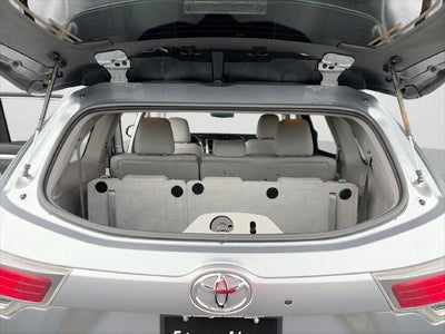 2014 Toyota HIGHLANDER XLE V6