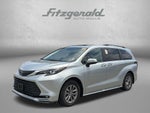 2024 Toyota Sienna XLE 8 Passenger