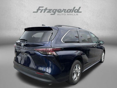 2024 Toyota Sienna XLE 7 Passenger