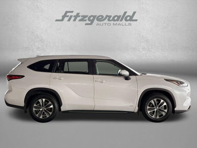 2023 Toyota Highlander Hybrid XLE