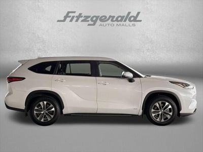 2023 Toyota Highlander Hybrid XLE