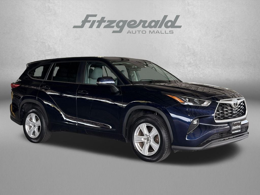 2023 Toyota Highlander LE