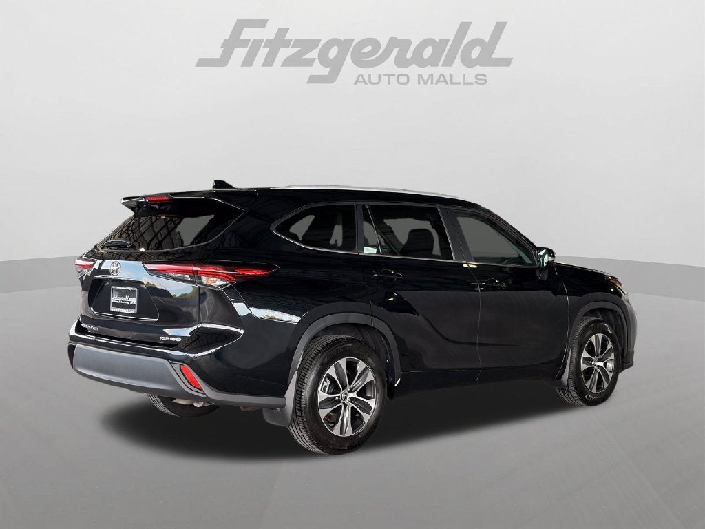 2026 Toyota Highlander XLE