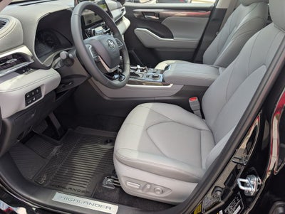 2026 Toyota Highlander Limited