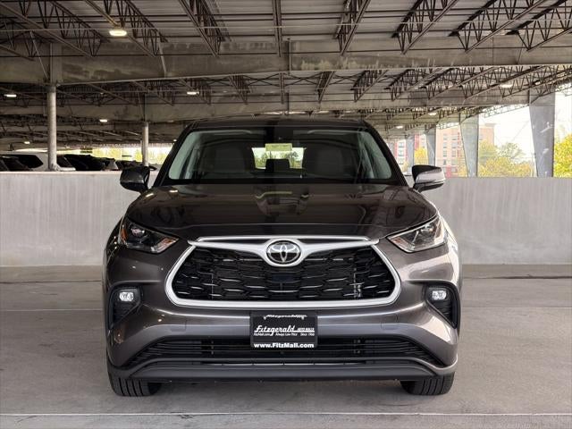 2025 Toyota Highlander LE