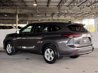 2025 Toyota Highlander LE