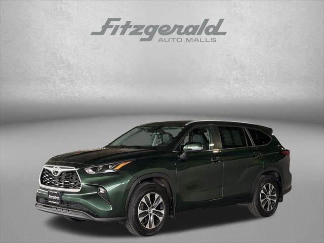 2025 Toyota HIGHLANDER XLE