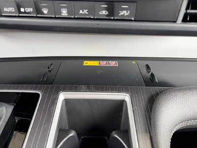 2025 Toyota Sienna LE 8 Passenger