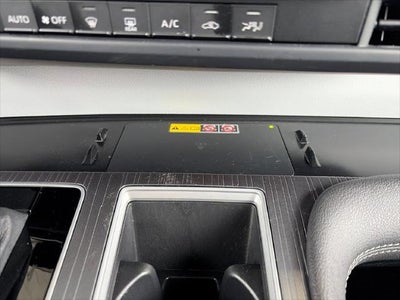 2025 Toyota Sienna LE 8 Passenger