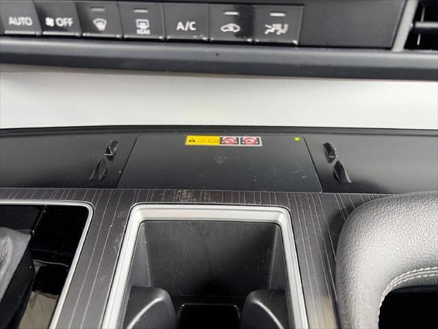 2025 Toyota Sienna LE 8 Passenger