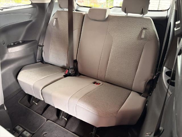 2026 Toyota Sienna LE 7 Passenger