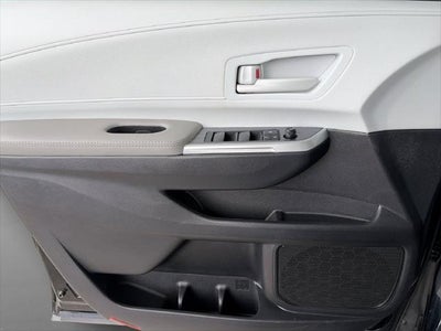 2026 Toyota Sienna LE 8 Passenger