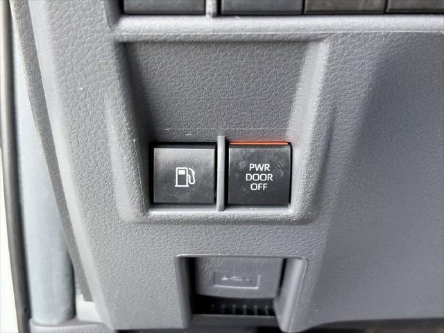 2024 Toyota Sienna LE 8 Passenger