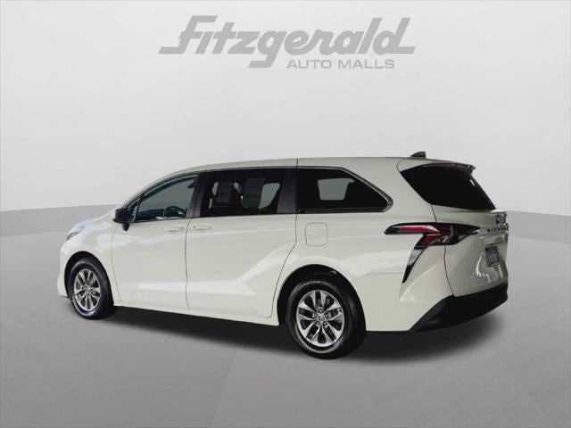 2024 Toyota Sienna LE 8 Passenger