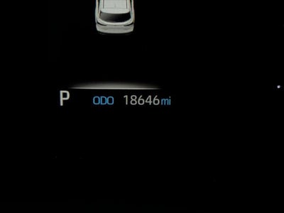 2022 Toyota Sienna LE 8 Passenger