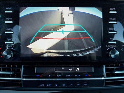 2022 Toyota Sienna LE 8 Passenger