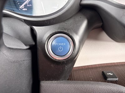 2024 Toyota Sienna LE 8 Passenger