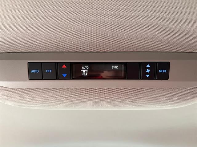 2024 Toyota Sienna LE 8 Passenger