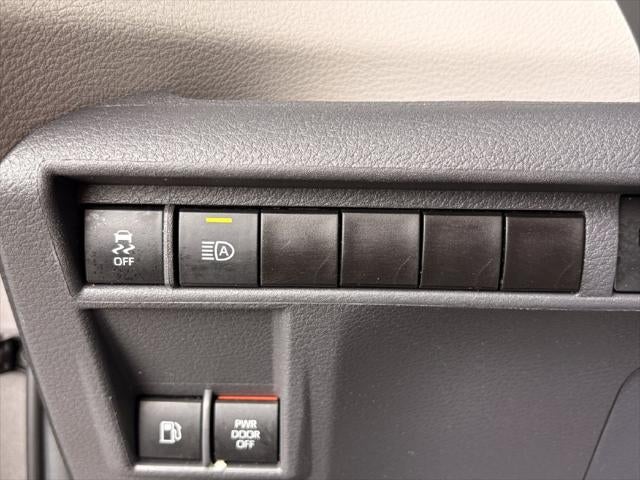 2024 Toyota Sienna LE 8 Passenger