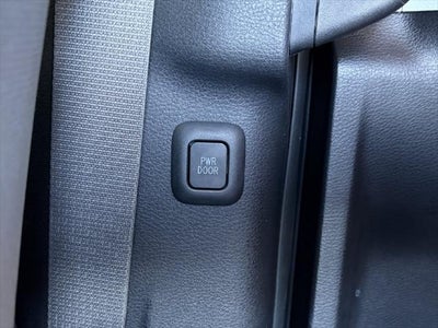 2025 Toyota Sienna LE 8 Passenger