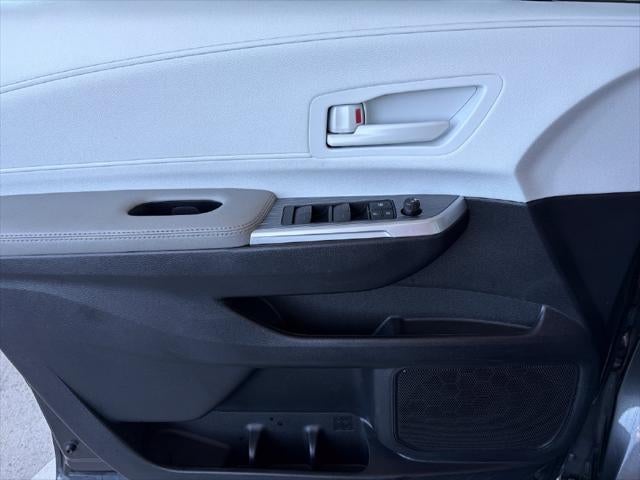 2025 Toyota Sienna LE 8 Passenger