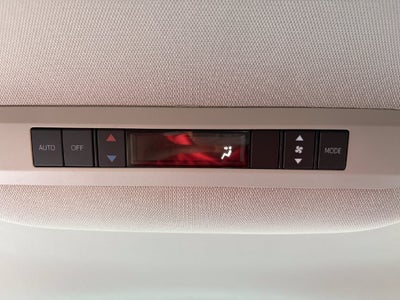 2025 Toyota Sienna LE 8 Passenger