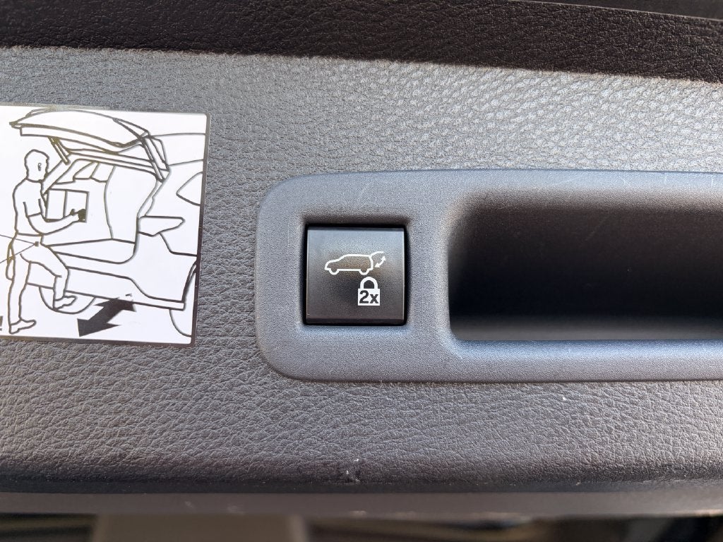 2024 Toyota Sienna XLE 8 Passenger