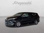 2024 Toyota Sienna XLE 8 Passenger