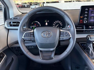2024 Toyota Sienna XLE 8 Passenger