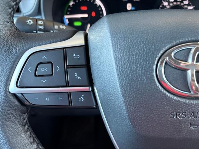 2024 Toyota Sienna XLE 8 Passenger
