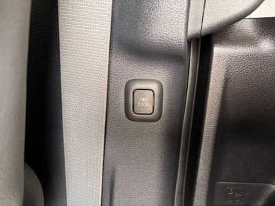 2025 Toyota Sienna XLE 8 Passenger