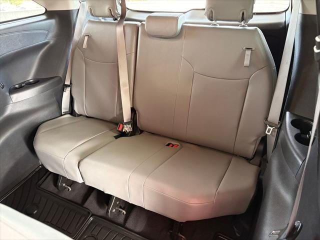 2025 Toyota Sienna XLE 8 Passenger