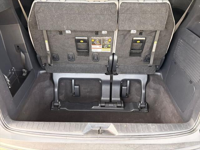 2025 Toyota Sienna XLE 8 Passenger