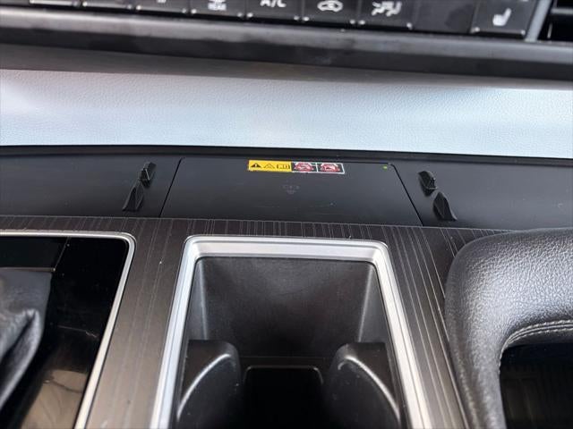 2025 Toyota Sienna XLE 8 Passenger