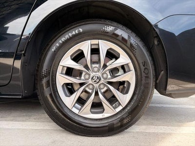 2025 Toyota Sienna XLE 8 Passenger