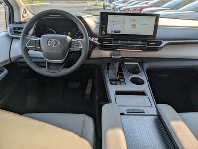 2026 Toyota Sienna XLE