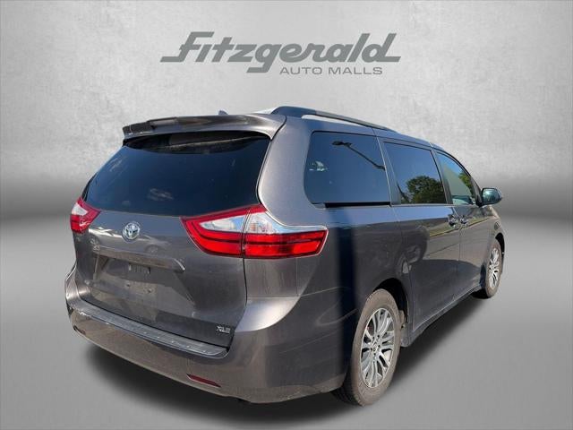 2019 Toyota SIENNA XLE 3.5L XLE 8 Passenger