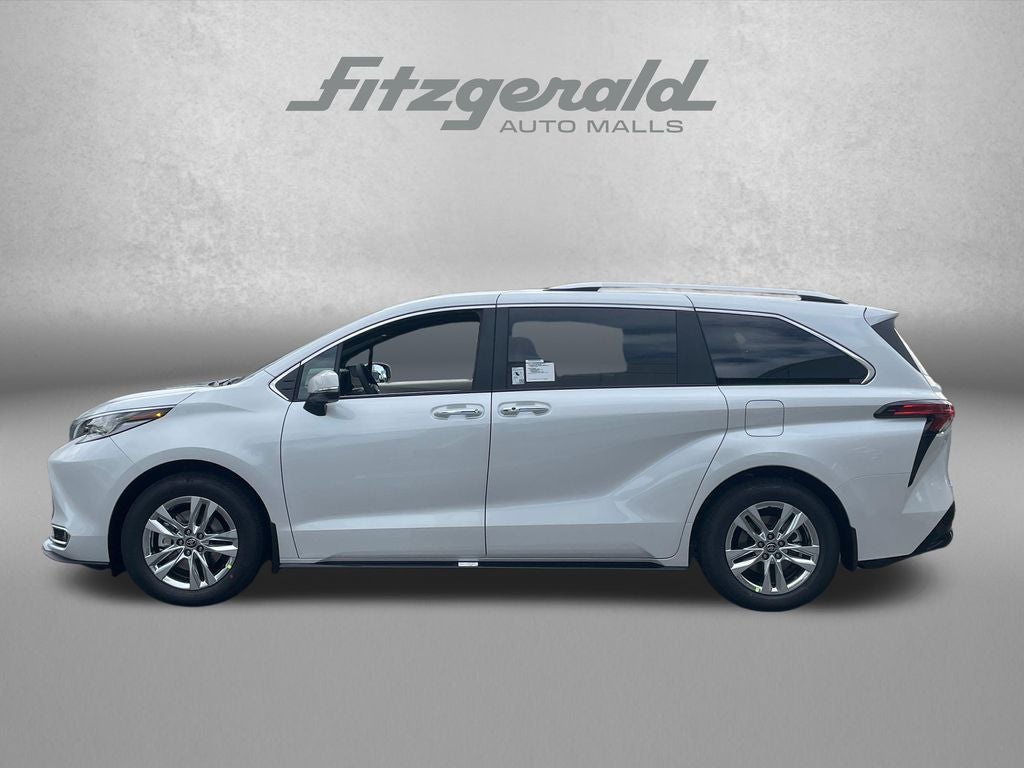 2026 Toyota Sienna Limited 7 Passenger
