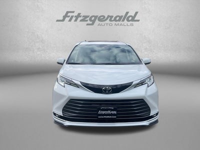 2026 Toyota Sienna Limited 7 Passenger
