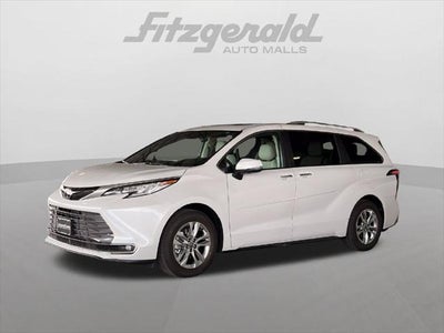2026 Toyota Sienna Limited 7 Passenger