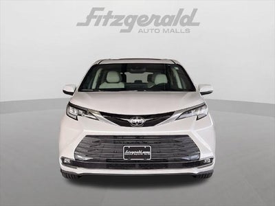 2026 Toyota Sienna Limited 7 Passenger