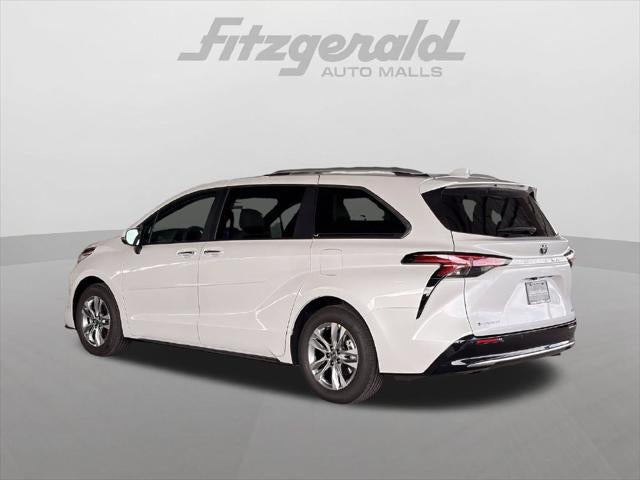 2026 Toyota Sienna Limited 7 Passenger