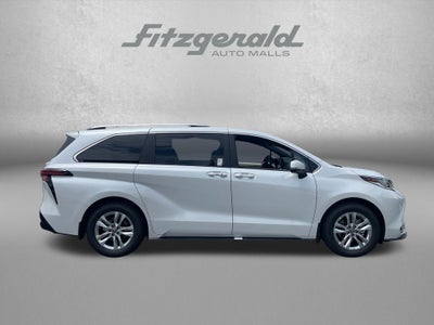 2026 Toyota Sienna Limited