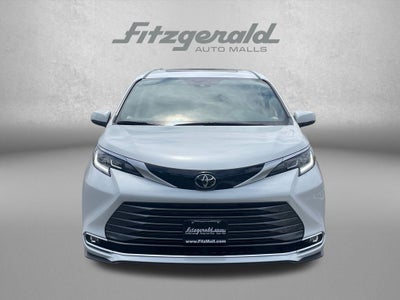 2026 Toyota Sienna Limited