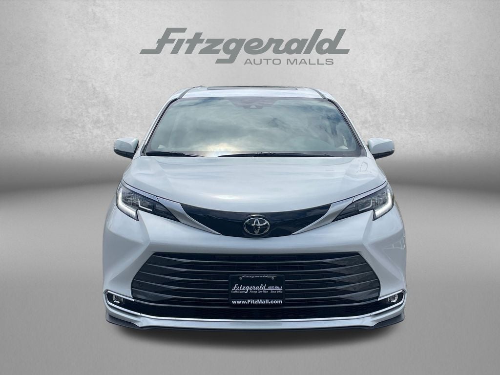2026 Toyota Sienna Limited