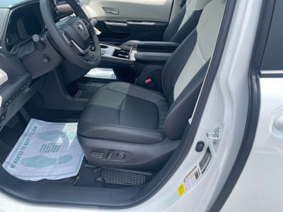 2026 Toyota Sienna Limited